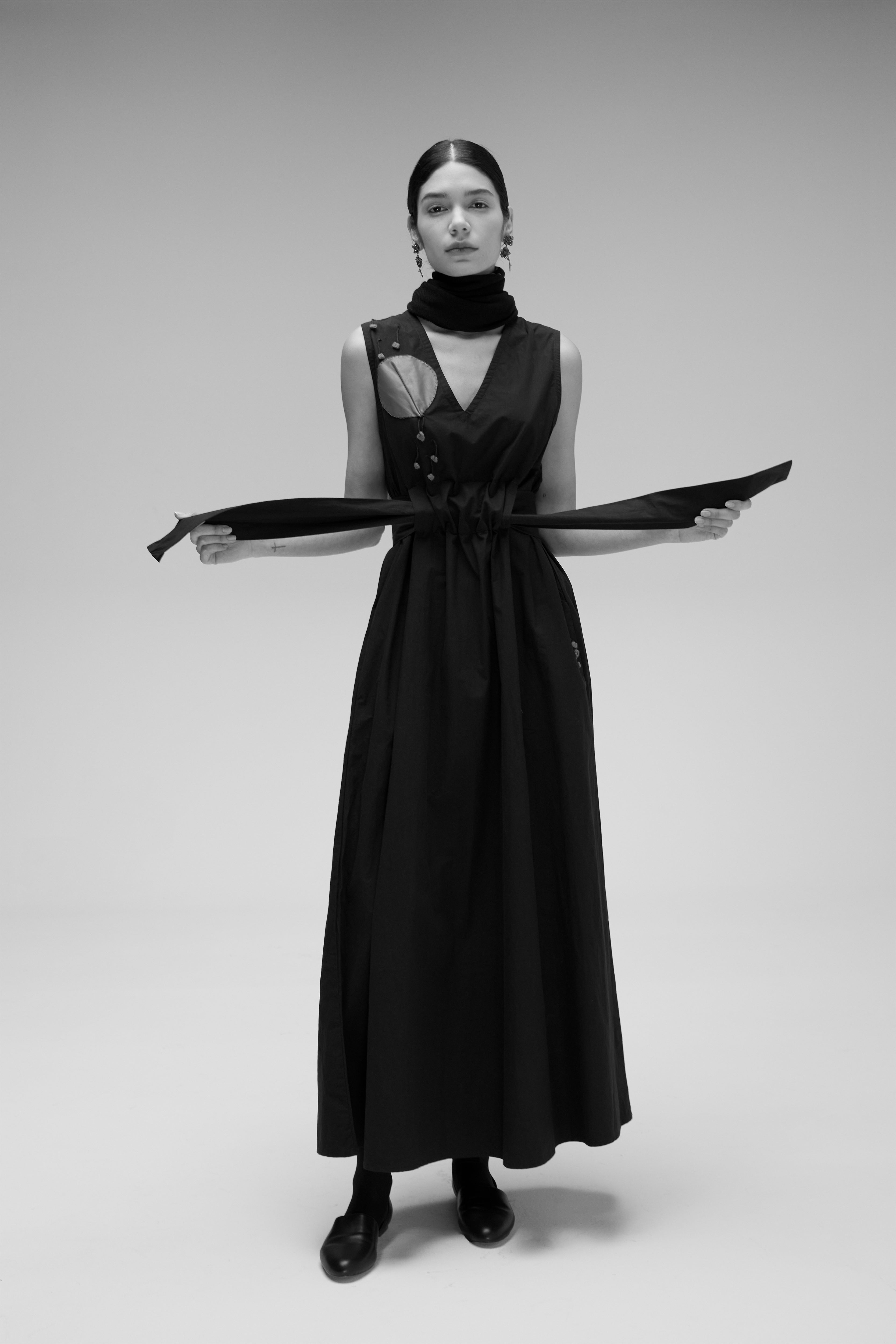 Anthurium long dress with an adjustable belt