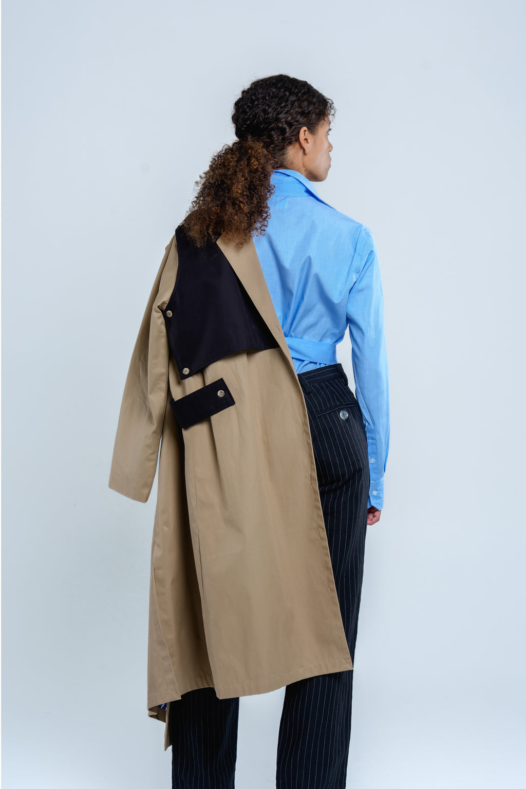 Duster jacket with removable flaps