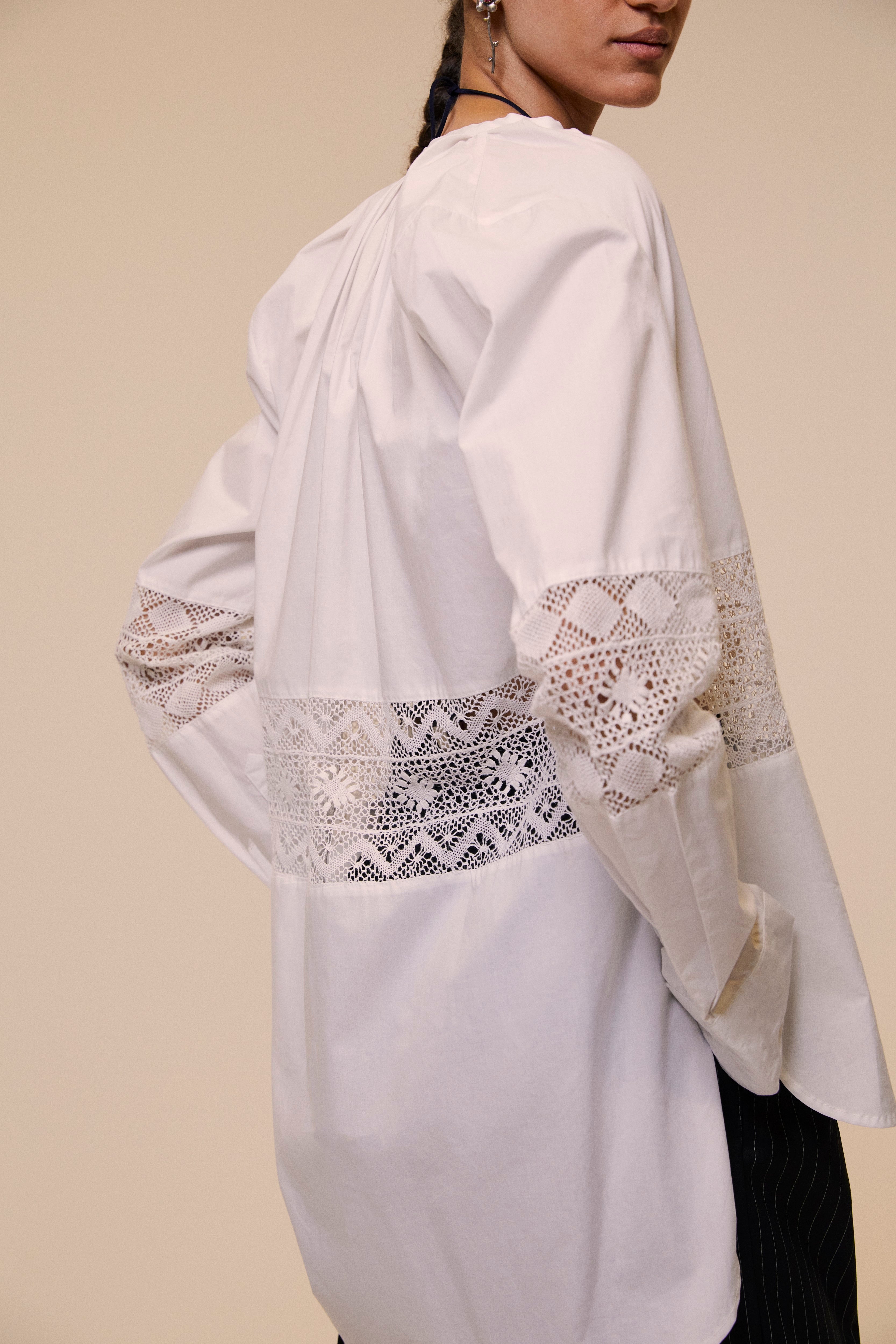 Mock-neck cosmo shirt